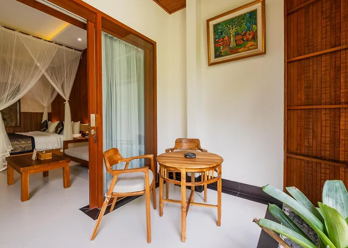 Hotel Alamdini 3*