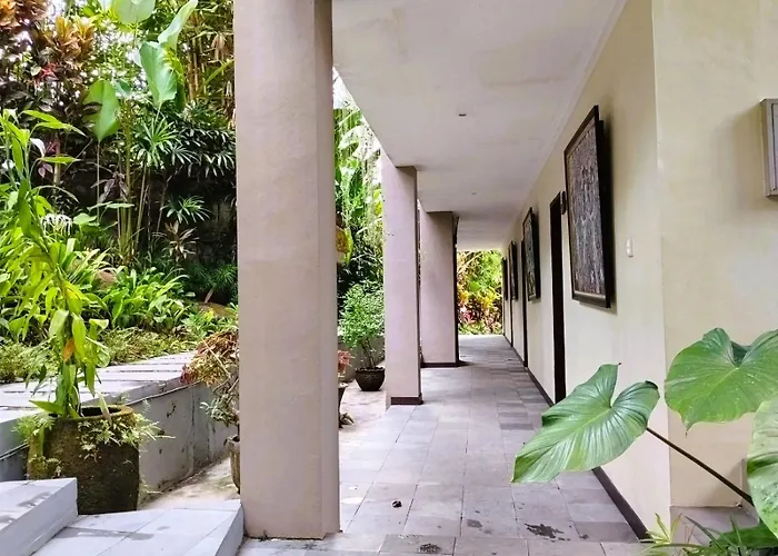 Alamdini Hotel